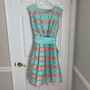 Lovely Sleeveless Dress! EUC